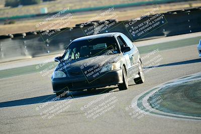 media/Dec-13-2025-Extreme Speed (Sat) [[d129ecb0b9]]/Beginner/Session 3 (Turn 5)/